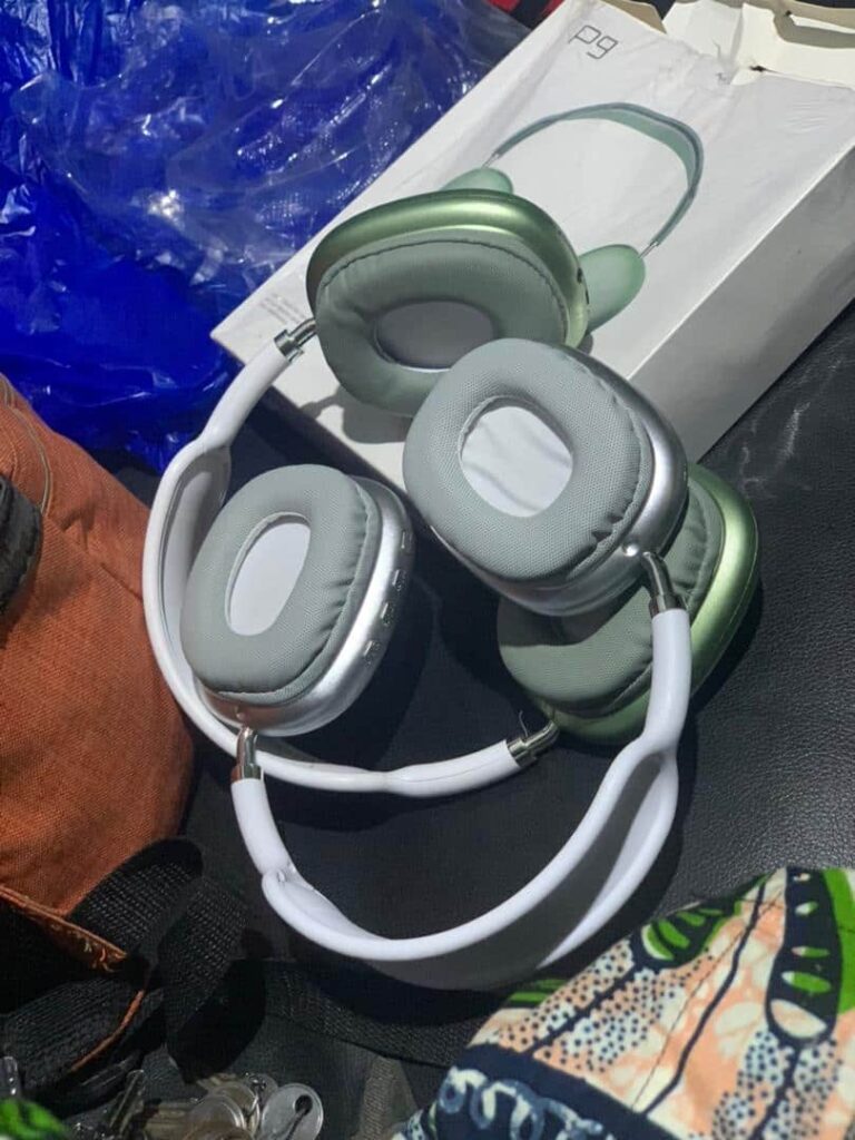 Image du Casque P9 - Casque audio avec basses renforcées et design confortable